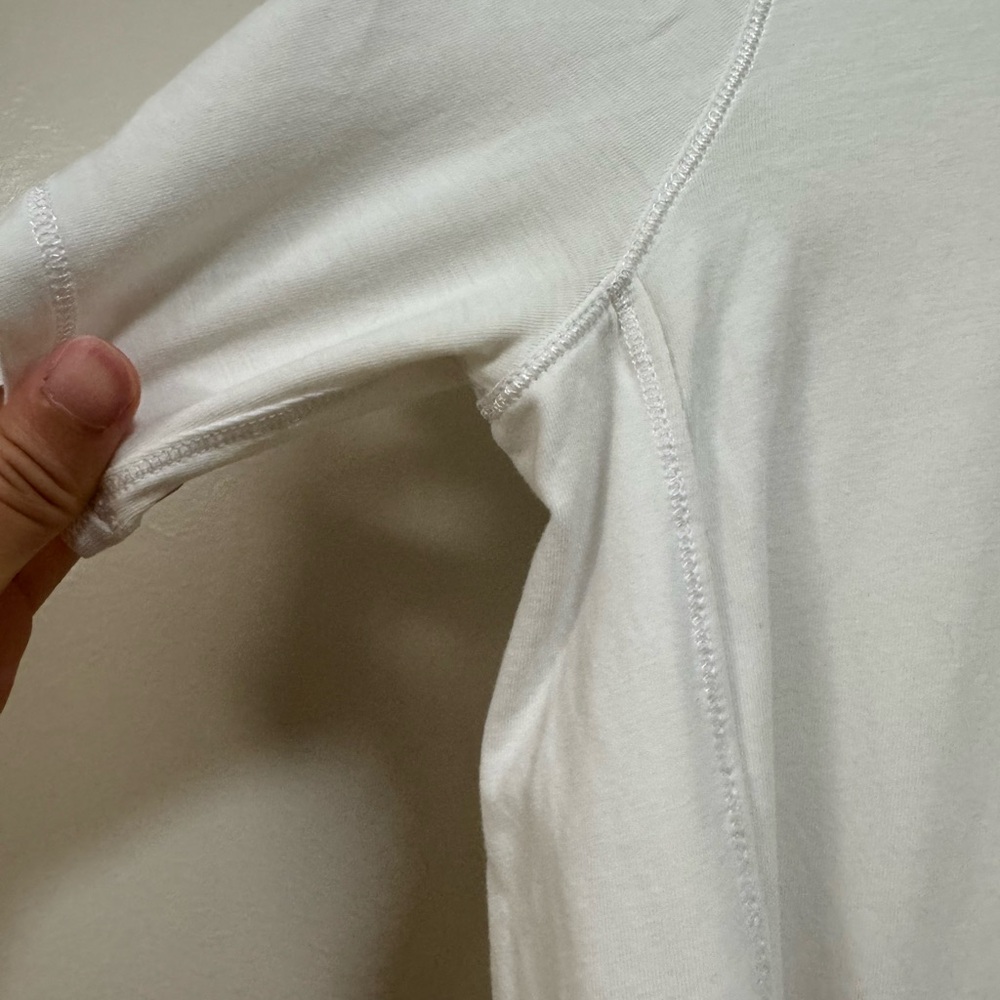 Lululemon White Tee - Picture 10 of 11
